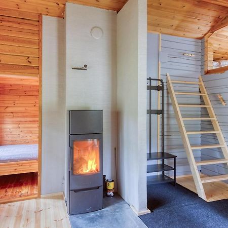 Pinetree Cottages Cozy Log Cabin Kalanti Luaran gambar